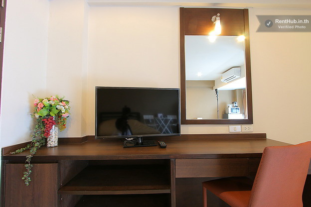 Condo · Huai Khwang, bangkok — photo 5