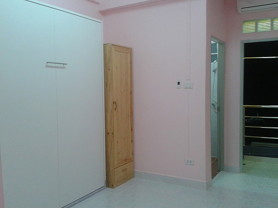Condo · Huai Khwang, bangkok — photo 2