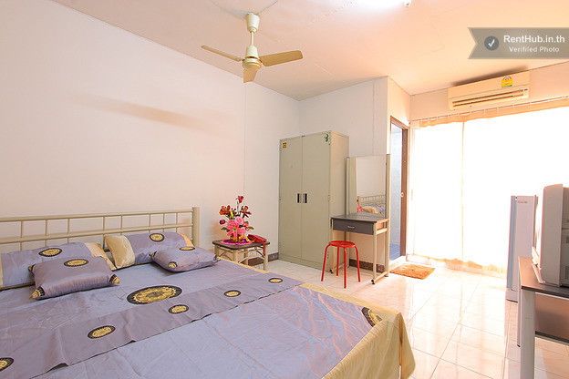 Condo · Wang Thonglang, bangkok — photo 3