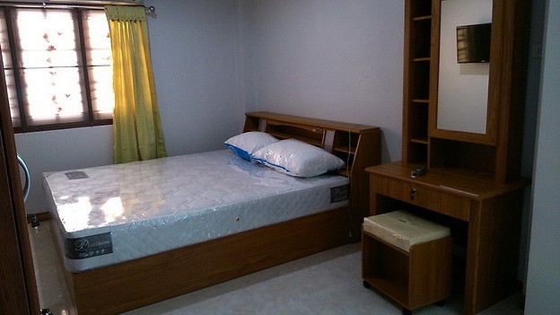 Condo — photo 2