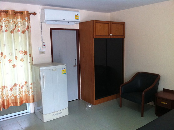 Condo — photo 2