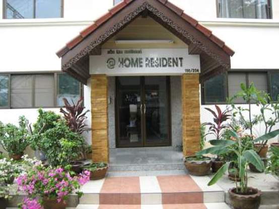 Condo · Wang Thonglang, bangkok — photo 1