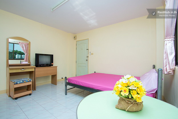 Condo · Wang Thonglang, bangkok — photo 2