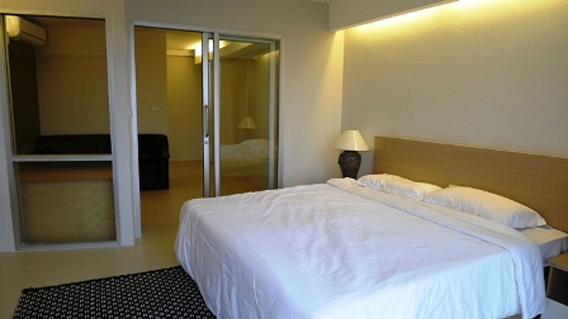 Condo · Huai Khwang, bangkok — photo 3