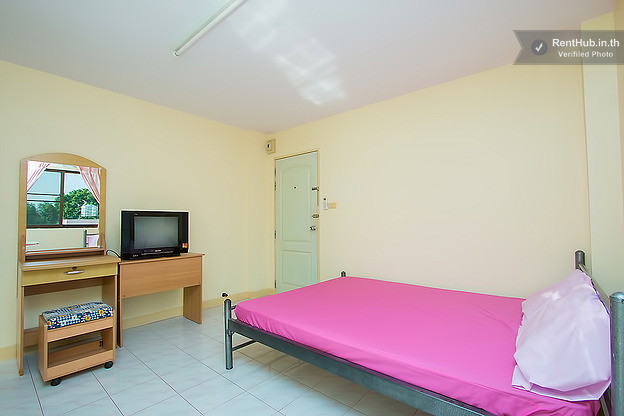 Condo · Wang Thonglang, bangkok — photo 5