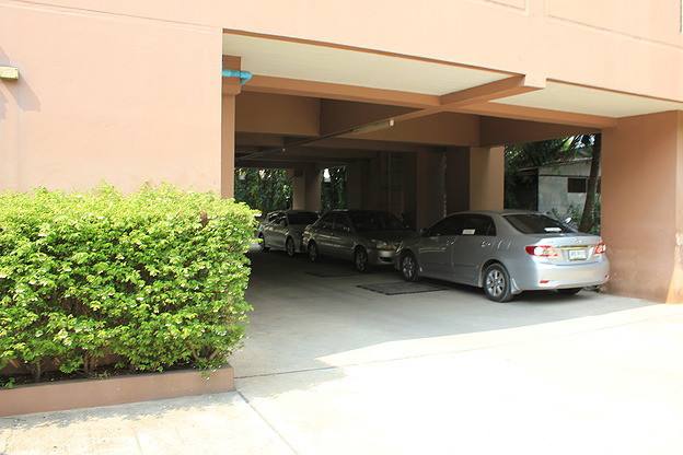 Condo — photo 5