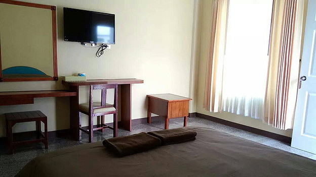 Condo — photo 3