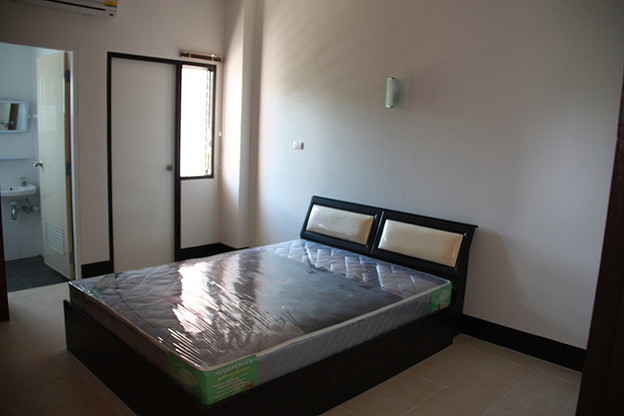 Condo · Saraphi, chiang_mai — photo 2