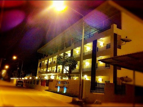 Condo — photo 2