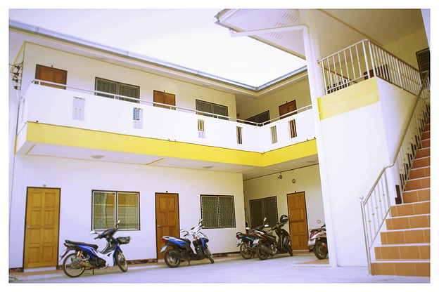Condo — photo 3