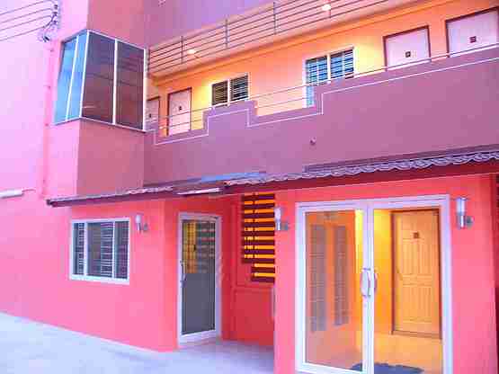 Condo — photo 1