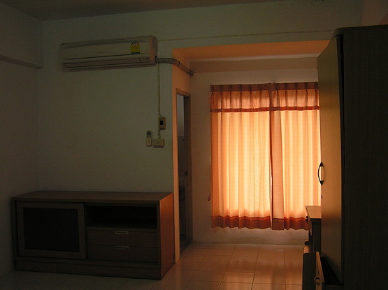 Condo · bangkok — photo 3