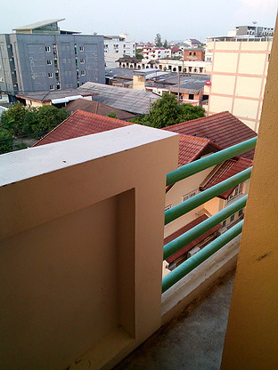 Condo · Wang Thonglang, bangkok — photo 2
