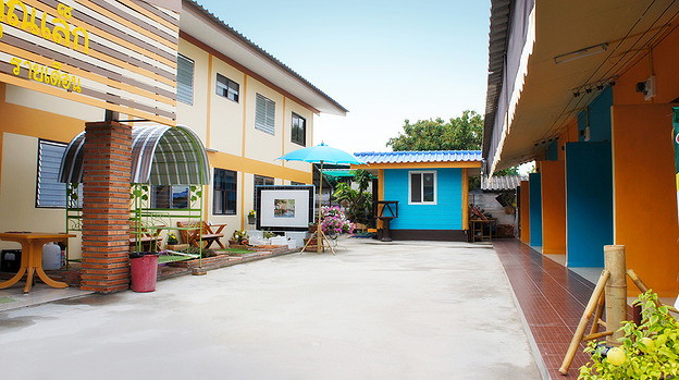 Condo — photo 2