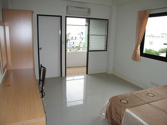 Condo · Mueang Nonthaburi — photo 3