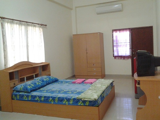 Condo — photo 2