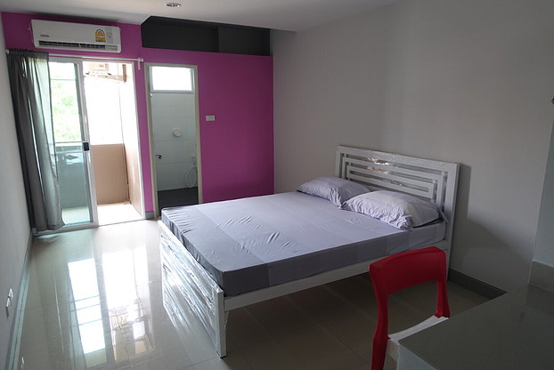 Condo · Wang Thonglang, bangkok — photo 3