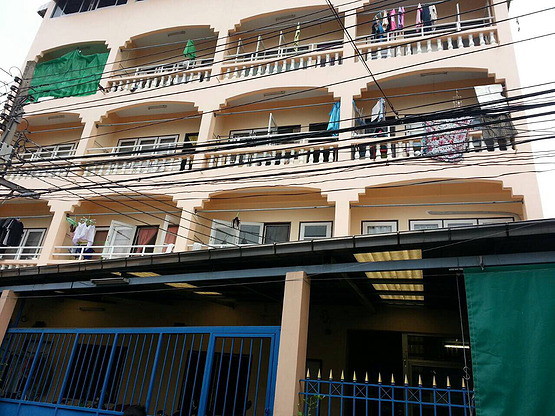 Condo · Dusit, bangkok — photo 1
