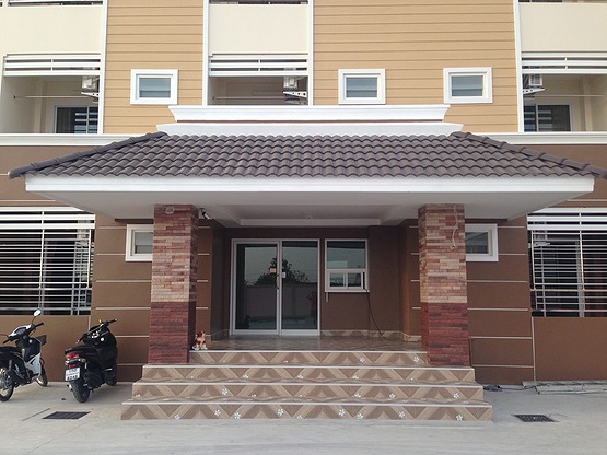 Condo — photo 2