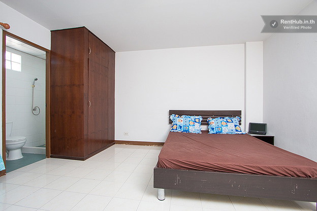 Condo — photo 2