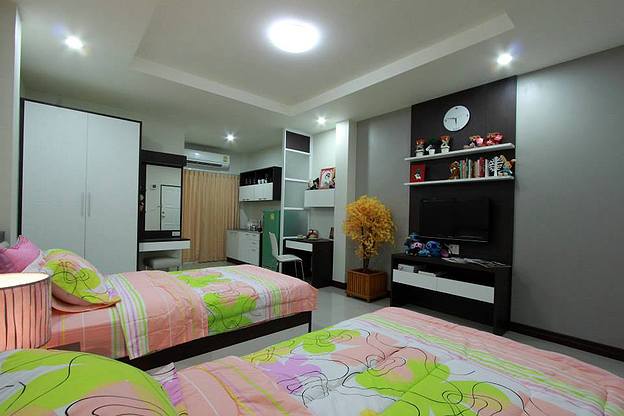 Condo — photo 2