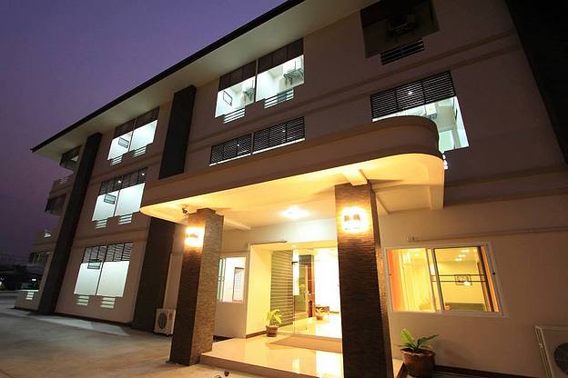 Condo — photo 5