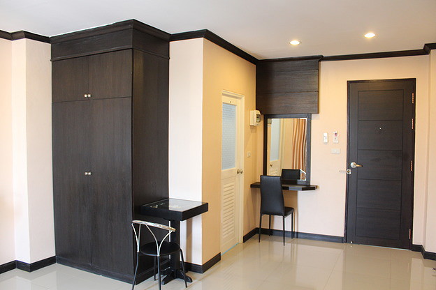 Condo — photo 5