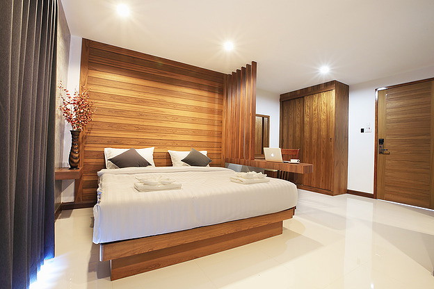 Condo — photo 2