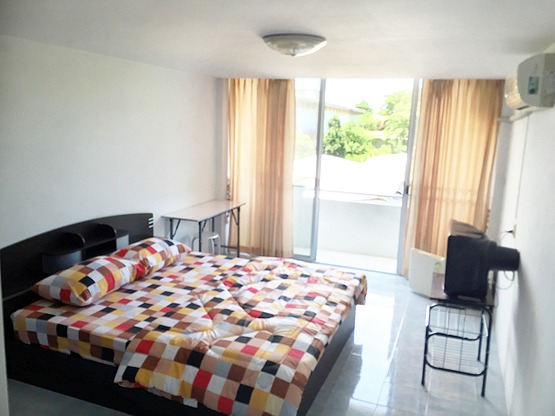 Condo — photo 3