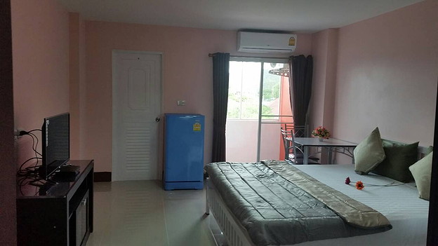 Condo — photo 3