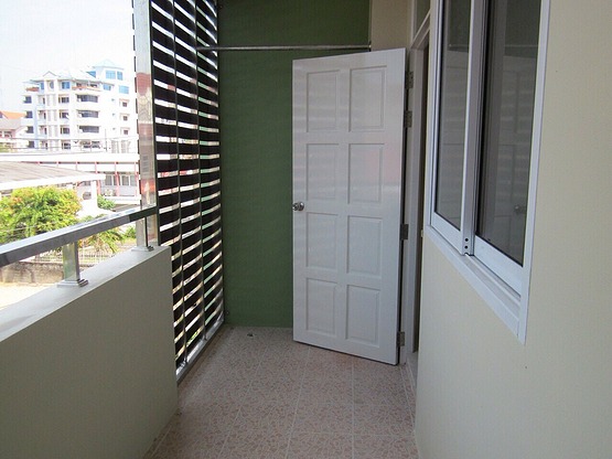 Condo — photo 5