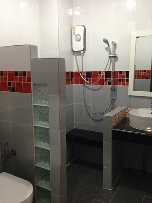 Condo — photo 1
