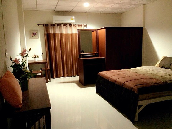 Condo — photo 2