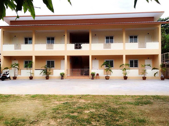 Condo — photo 1