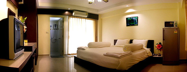 Condo — photo 5