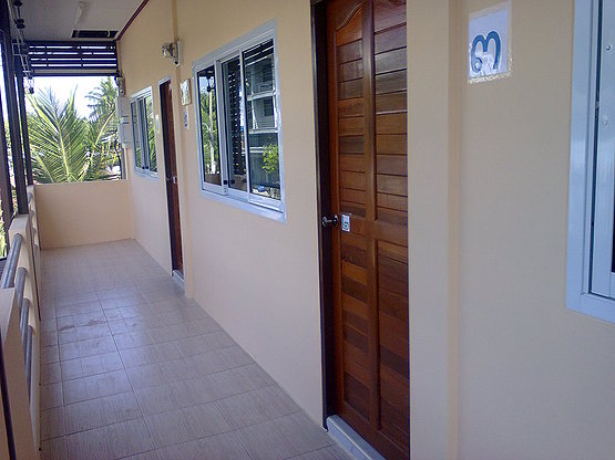 Condo — photo 1