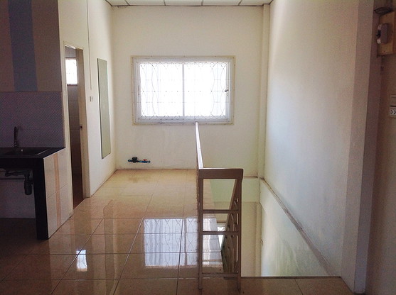 Condo · Mueang Chon Buri, chon_buri — photo 4