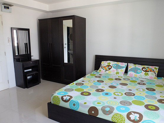Condo · Mueang Chon Buri, chon_buri — photo 1