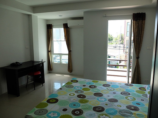 Condo · Mueang Chon Buri, chon_buri — photo 4