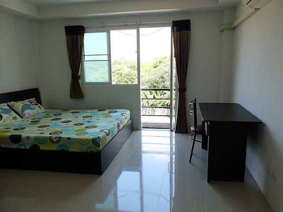 Condo · Mueang Chon Buri, chon_buri — photo 3