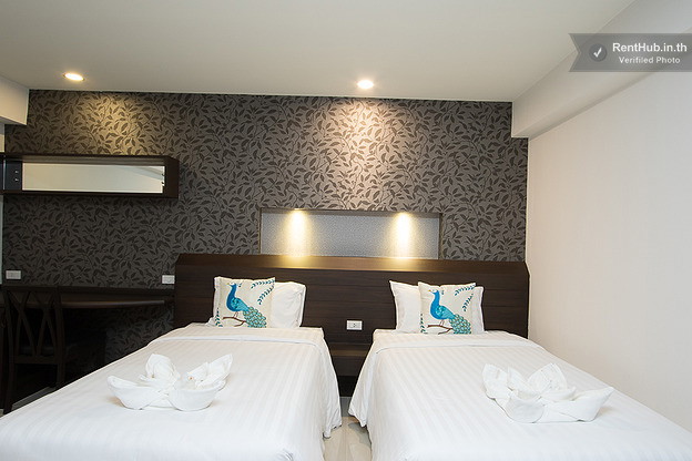 Condo · Phra Khanong, bangkok — photo 2