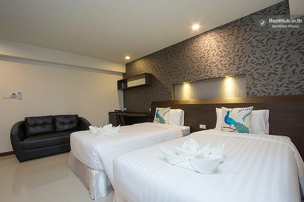 Condo · Phra Khanong, bangkok — photo 1
