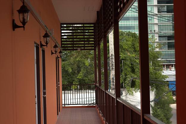 Condo · Mueang Nonthaburi — photo 2