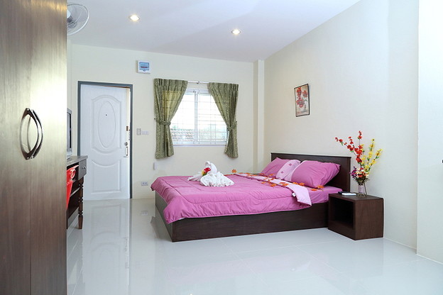Condo — photo 5