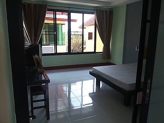 Condo — photo 3