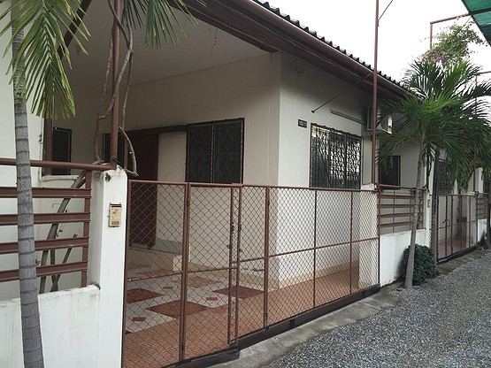 Condo — photo 5