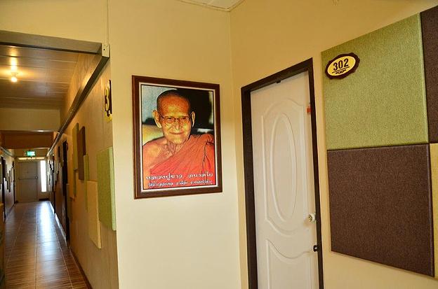 Condo — photo 3