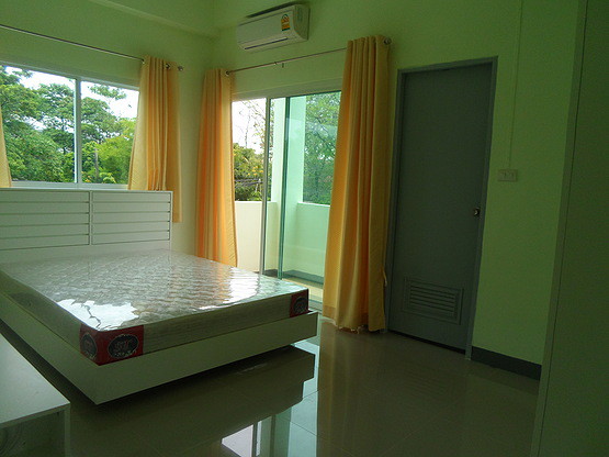 Condo · Bang Khun Thian, bangkok — photo 5
