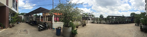 Condo — photo 1