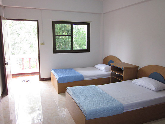 Condo — photo 2